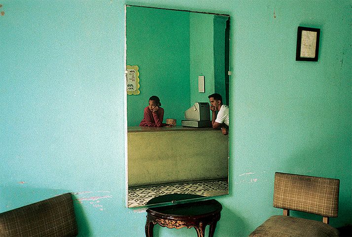 Kleurrijke straatfotografie door Alex Webb