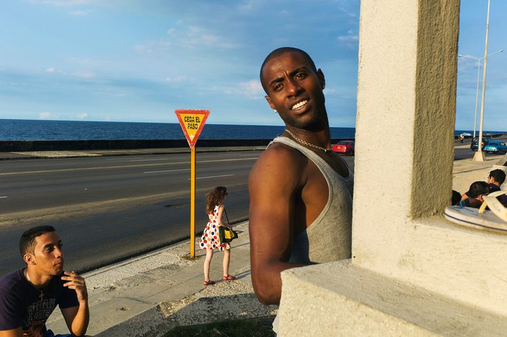 Kleurrijke straatfotografie door Alex Webb