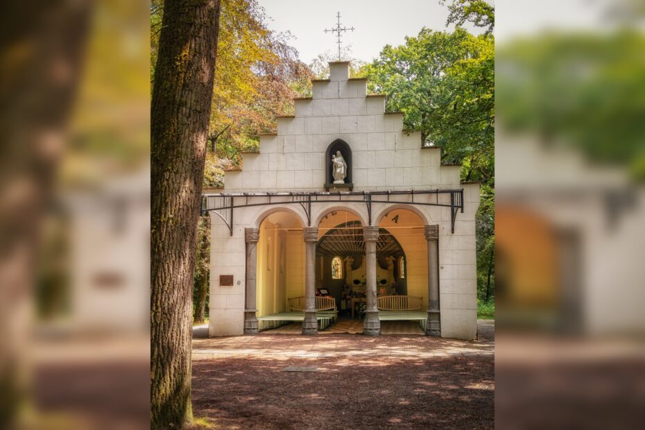 Kapel De Heilige Eik bij Oirschot langs het Pelgrimspad
