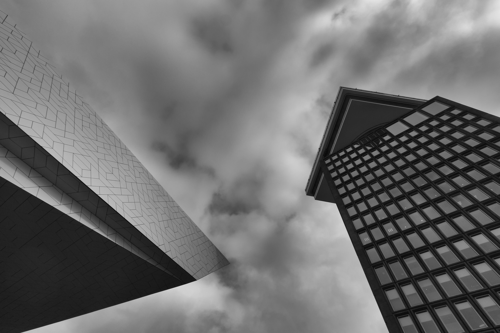 EYE Filmmuseum Amsterdam in zwart-wit